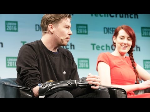 Samantha Payne of Open Bionics is Printing Replacement Limbs at Disrupt London 2016