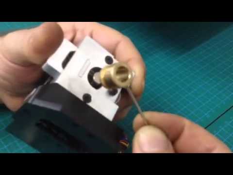 RRD Bulldog extruder cleaning the hobbed pulley