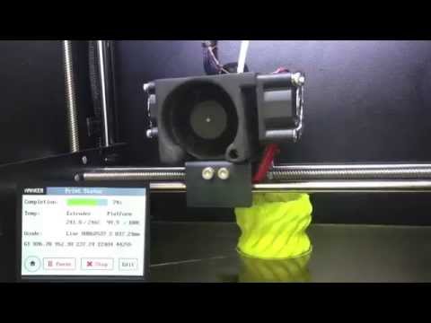 AMAKER 3D printer in action - Printing Vase