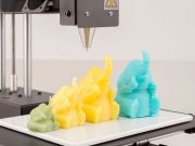 Der von WACKER entwickelte 3D-Druckprozess für Kaugummiroh-massen erlaubt es, Produkte in verschiedensten Farben, Formen und Geschmacksrichtungen herzustellen.