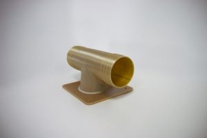 Finale, für den Luftverkehr zugelassene Klimaanlagenkanäle aus dem 3D-Drucker. 3D-gedruckt aus dem Material ULTEM™ 9085 resin auf einer Fortus 450mc
