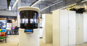 Der Prototyp des neuartigen 3D-Druckers im Labor für Fertigungssysteme (Foto: Heike Fischer / TH Köln).