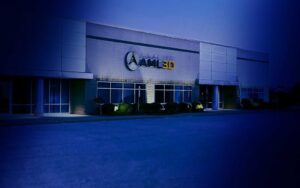 AML3D nimmt ARCEMY-X-Systeme für US-Schiffbau in Betrieb
