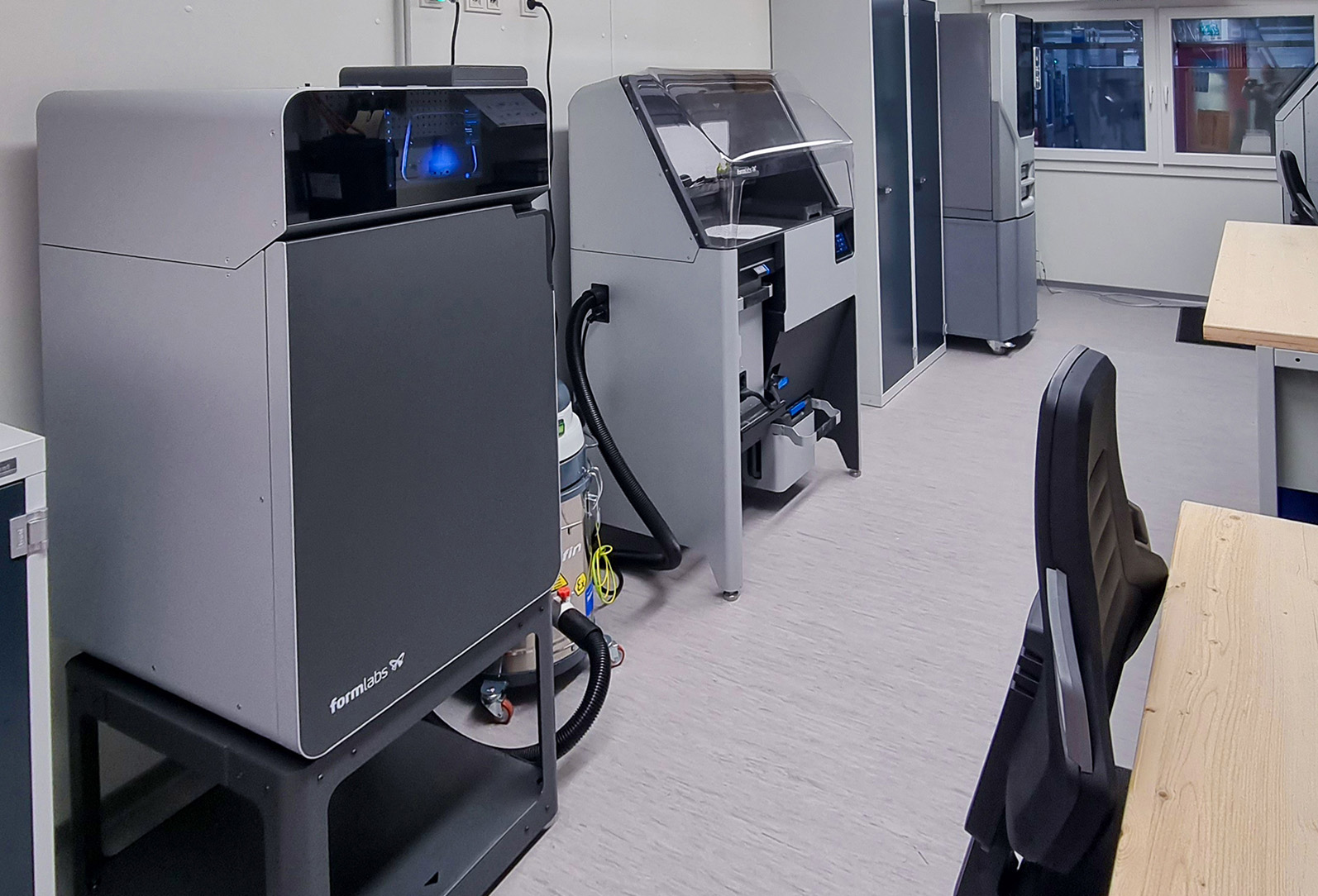 Tsubaki Kabelschlepp adopts SLS 3D printing for energy chain production in intralogistics